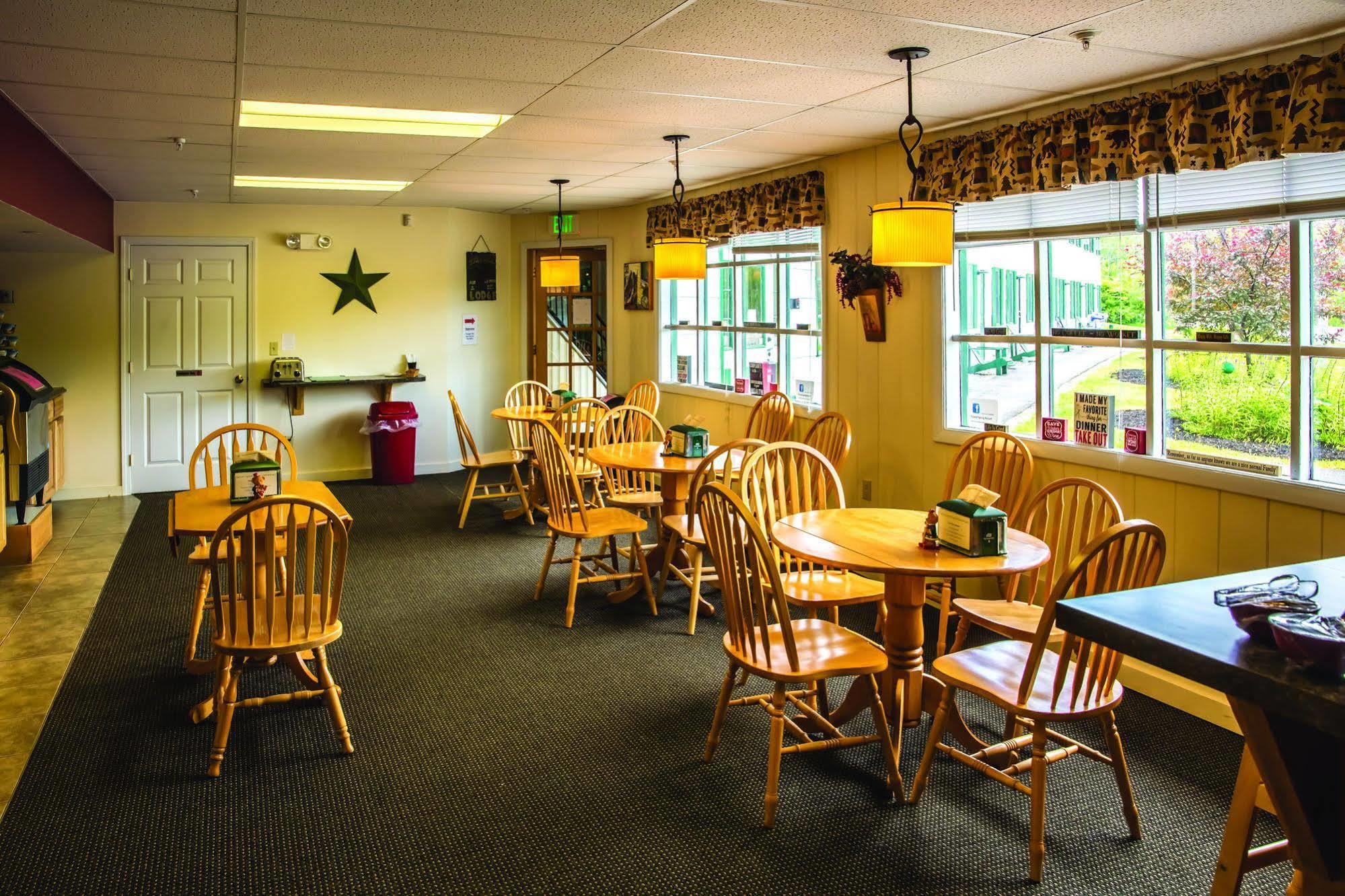 The Lodge At Poland Spring Resort Exterior photo